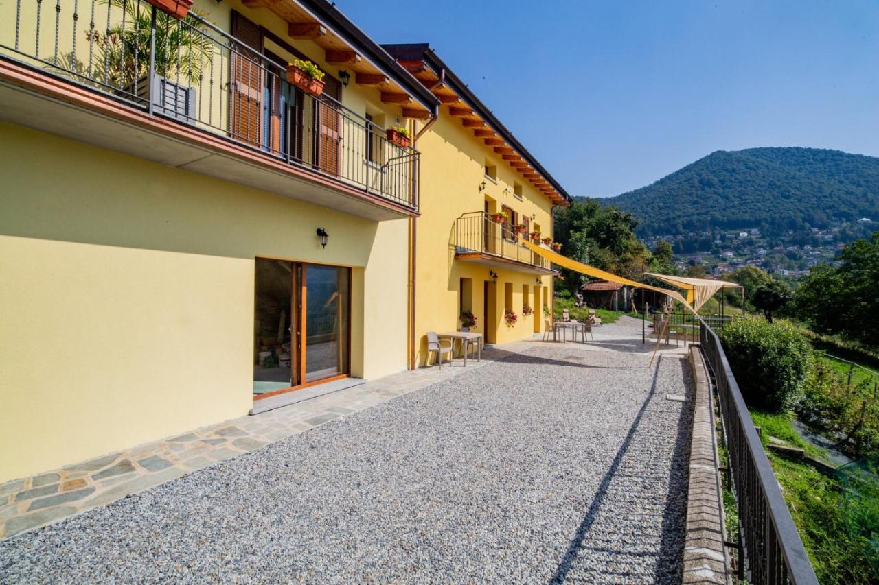 Agriturismo La Cascina B&B Сан-Феделе-Интельви Экстерьер фото
