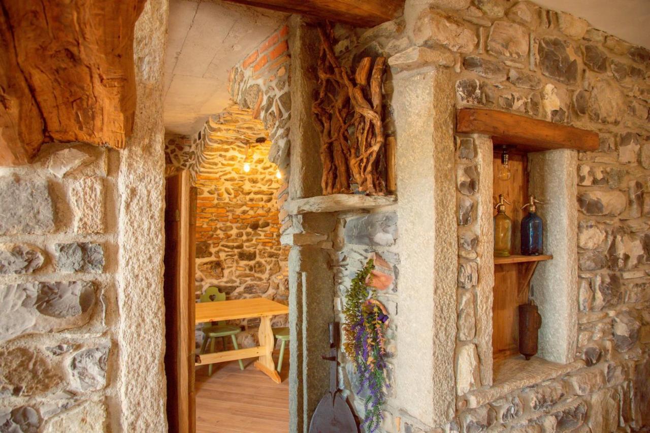 Agriturismo La Cascina B&B Сан-Феделе-Интельви Экстерьер фото