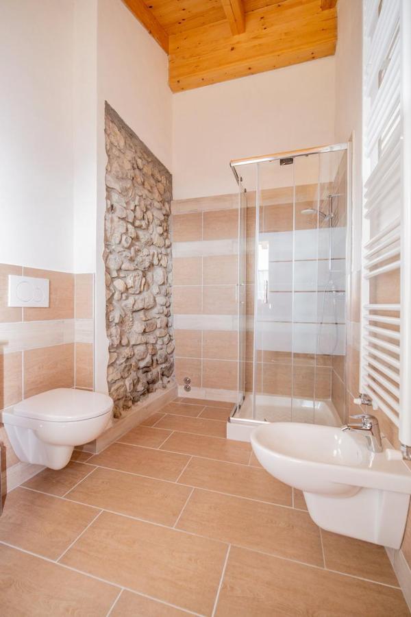Agriturismo La Cascina B&B Сан-Феделе-Интельви Экстерьер фото