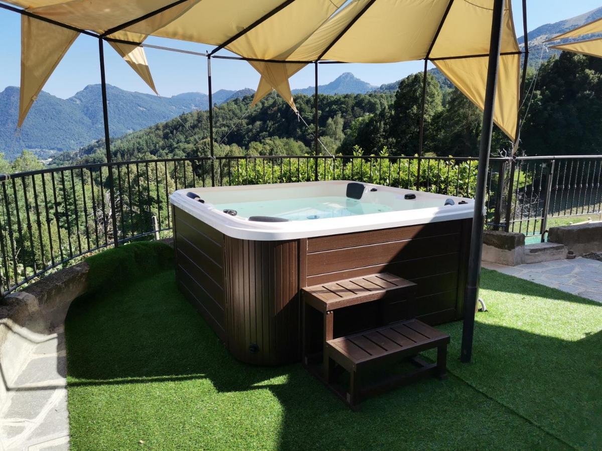 Agriturismo La Cascina B&B Сан-Феделе-Интельви Экстерьер фото